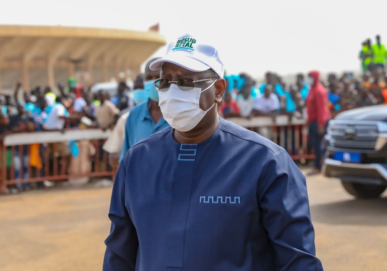 Relance Cleaning 22 - Redémarrage du « Cleaning Day » : Le président Macky Sall participe au « Besup Sétal »
