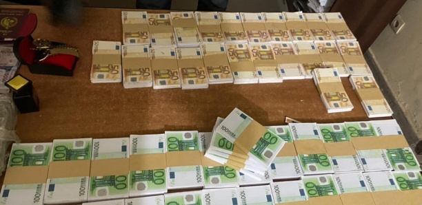 27.100 euros en faux billets saisis par les douanes du Perthus sur