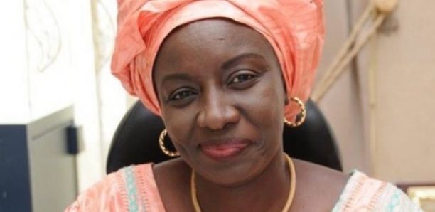 Présidentielle 2024 : Aminata Touré annonce sa candidature
