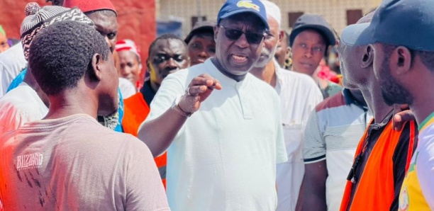[Images] Actions pré-hivernages à Mbao : La jeunesse du maire Abdou Karim Sall à pied d'oeuvre