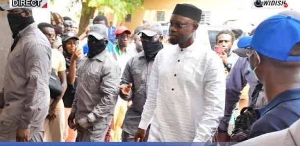 [Video] Mbour :Affaire garde rapprochée de Sonko: Me Tall face à la presse