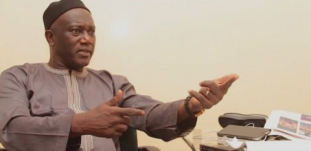 Polémique sur les mandats présidentiels : Serigne Mbacké Ndiaye persiste et signe