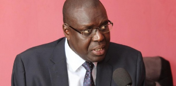 « L’État doit suspendre tous les passeports diplomatiques », Boubacar Sèye