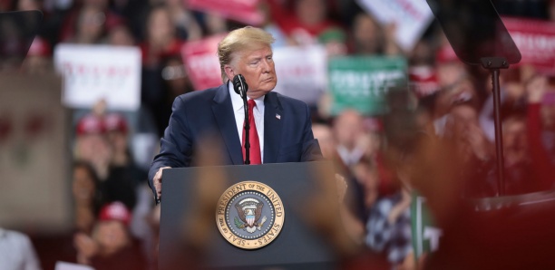 Destitution: Trump dénonce la « haine » des démocrates