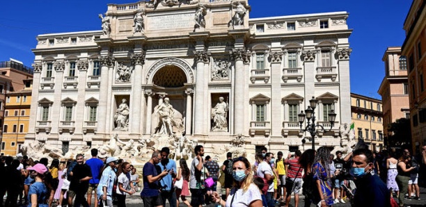 Covid-19 : l'Italie franchit la barre du millier de cas par jour, une première depuis le 12 mai