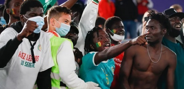 [Vidéo] Beach Soccer : L’ambiance festive assurée des supporters sénégalais de Russie