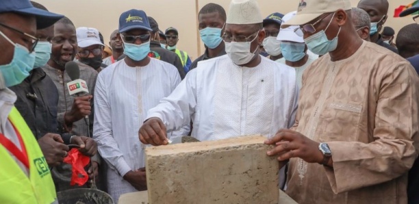 Macky Sall lance les travaux de la route Daandé Mayo Nguidjilone