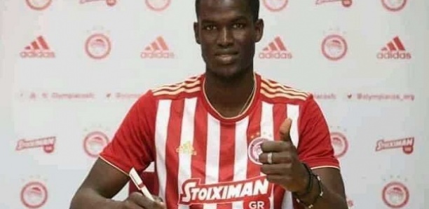 Champion de la Super League : Ousseynou Ba (Olympiakos Le Pirée), un potentiel prétendant dans l'axe des Lions