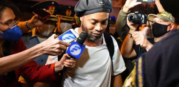 Assigné à résidence au Paraguay, Ronaldinho est toujours dans l'attente