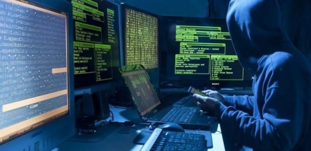 Cybercriminalité : un développeur pirate le système informatique d’une société de paris sportifs et pompe…