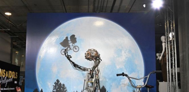 La figurine originale du film « E.T. » vendue aux enchères pour 2,6 millions de dollars aux Etats-Unis