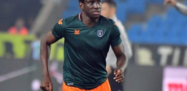 Basaksehir : Demba Ba entre dans l'histoire en marquant contre Manchester United