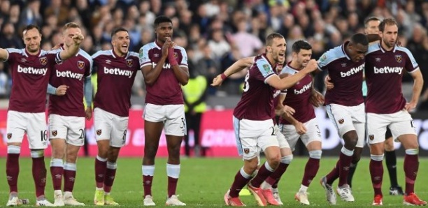 League Cup : West Ham élimine Manchester City, Liverpool et Tottenham assurent