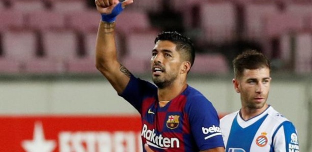 Luis Suarez devient le troisième meilleur buteur de l'histoire du Barça