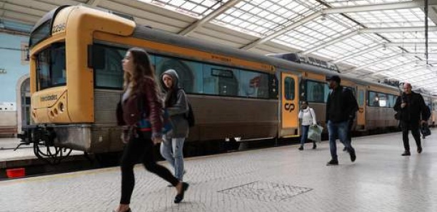 Un homme meurt “d’asphyxie” lors d'un contrôle des billets dans le métro de Marseille