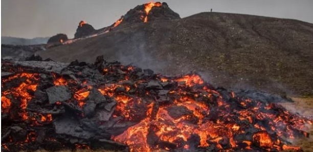 Éruption volcanique en cours en Islande