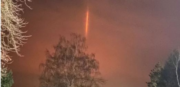 Une mystérieuse lueur orange aperçue dans le ciel en France