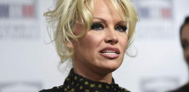 À 53 ans, Pamela Anderson souhaite redevenir mère
