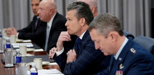 États-Unis: le chef du Pentagone ordonne une réduction de 20% du nombre des plus hauts gradés