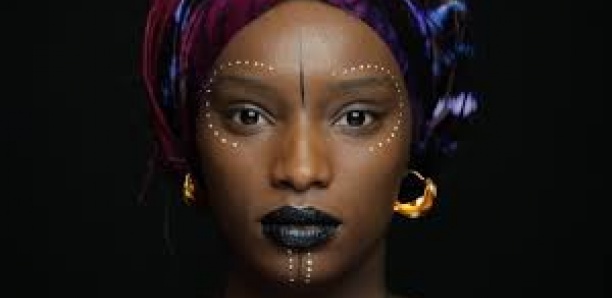 8 mars à Podor : Coumba Sow célèbre la femme à travers les enfants et exhibe la beauté de la femme puulaar