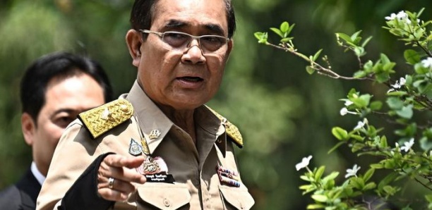 Thaïlande: le premier ministre dissout l'Assemblée et provoque des élections