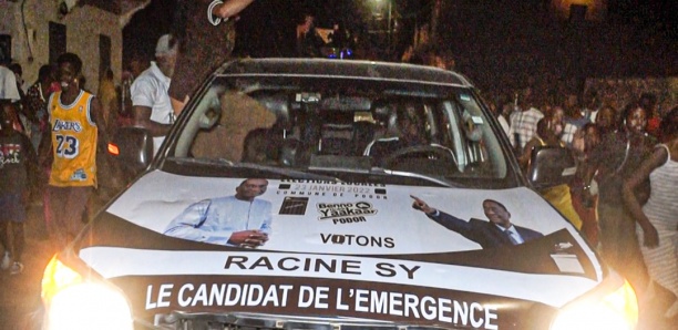 Accueil populaire et triomphal des Podorois pour Mamadou Racine SY