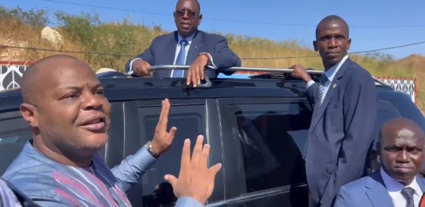 Inauguration de l'hôtel Azalai: des jeunes tiennent un discours anti-Nicaragua