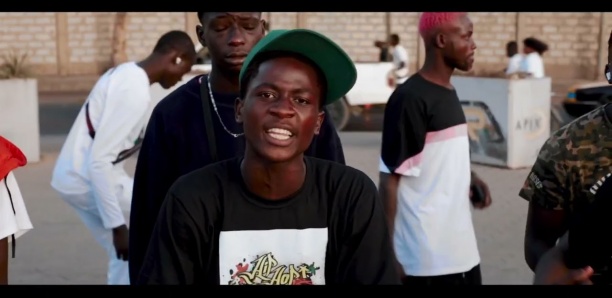 Layza Boy - Niom Lougn Tal