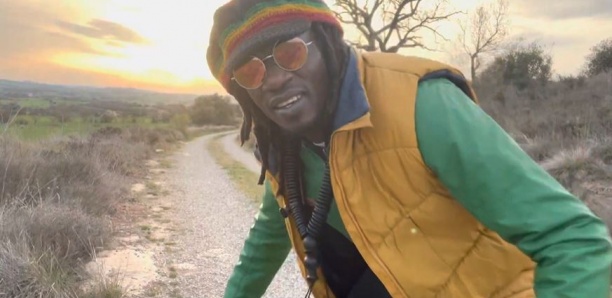 Jalabaan Roots - Amuñu luñ la feyee