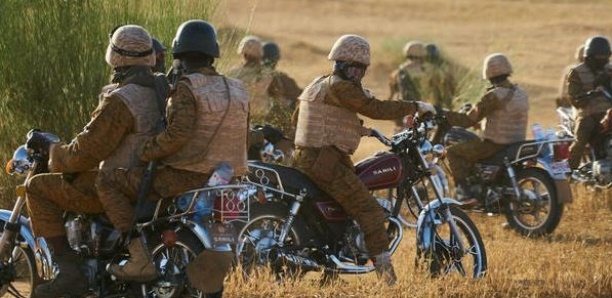Burkina Faso: cinq policiers tués lors d’une attaque, près de la frontière avec le Mali