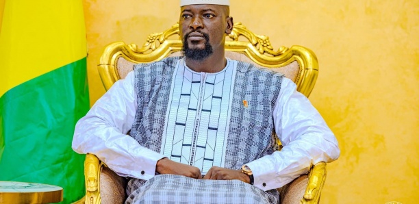 En visite à Abidjan, Doumbouya vante la "stabilité politique"