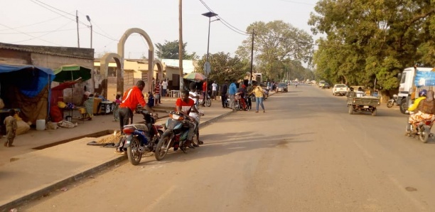 Grève des transporteurs : Les motos Jakarta et les charrettes s'imposent à Mbour
