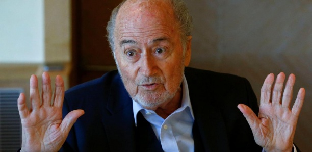 Fifa: Une enquête visant Blatter classée par la justice
