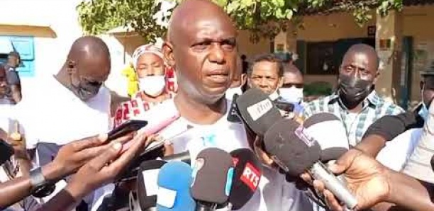 Mansour Faye après son vote: "Laissons les populations s'exprimer"