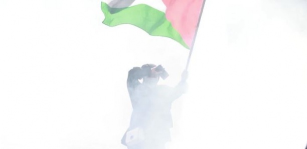 PARIS : Canons à eau et gaz lacrymogènes contre des manifestants pro-palestiniens