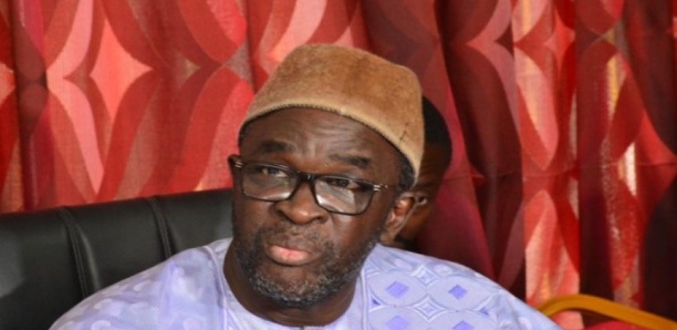 Sermonné par Serigne Mountakha, Cissé Lô annonce sa retraite politique
