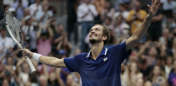 US Open : Medvedev brise le rêve de Djokovic et écrit enfin sa propre histoire