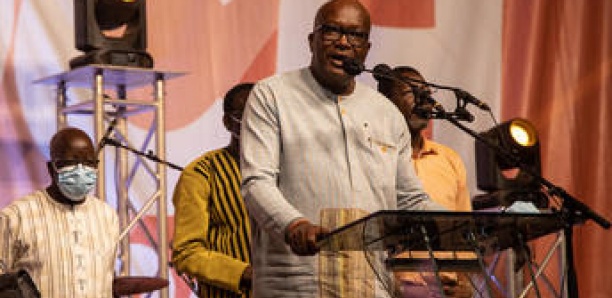 Roch Marc Kaboré promet "une concertation permanente" pour "construire un Burkina meilleur"