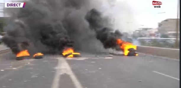 Arrestation de Barth & Cie : Revivez la Manifestation de Yewi Askan Wi sur la VDN