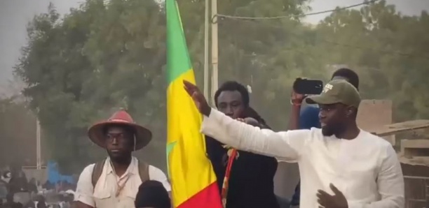Marée humaine à Tivaouane lors du passage de Ousmane Sonko