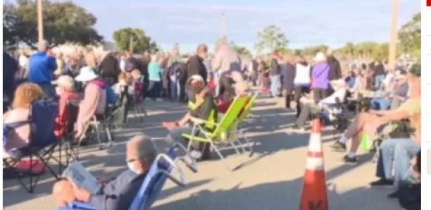 Bousculades entre personnes âgées attendant le vaccin: “Comme si des rats essayaient d'abandonner un navire”