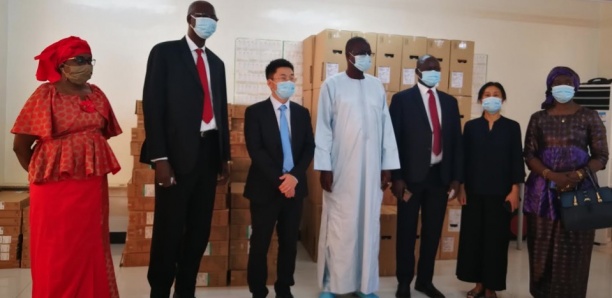Huawei accompagne l’UCAD dans la formation des jeunes  en TIC