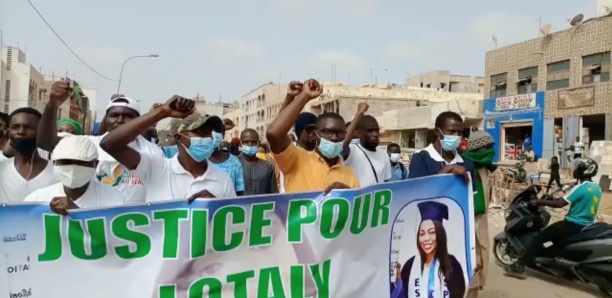 [Vidéo] Meurtre de Lotaly Mollet : Les étudiants congolais ont marché pour réclamer justice