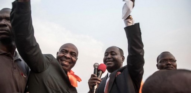 Centrafrique: François Bozizé acclamé par ses partisans à Bangui