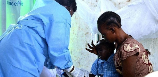 L'Afrique doit produire ses propres vaccins, estime l'Angola, où le choléra a fait plus de 700 morts