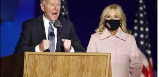 Le camp Biden dénonce les propos “scandaleux” de Trump