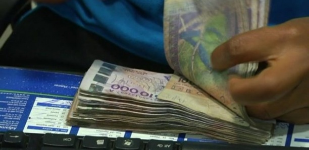 Fonction publique : au moins 100 000 F CFA de hausse de salaire par agent