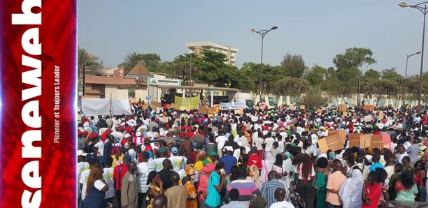 Marche vers la maison de Sonko : suivez la manif' des élus du Pastef