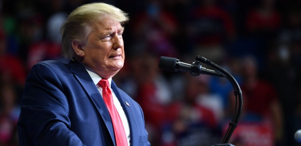 Pour Trump, le bilan du Covid-19 pourrait atteindre 150.000 morts aux Etats-Unis