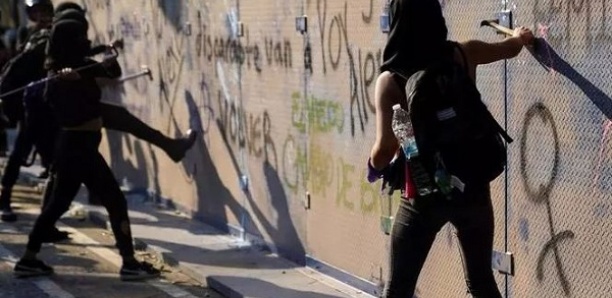 Mexique: indignation après la répression à balles réelles d'une manifestation contre les féminicides